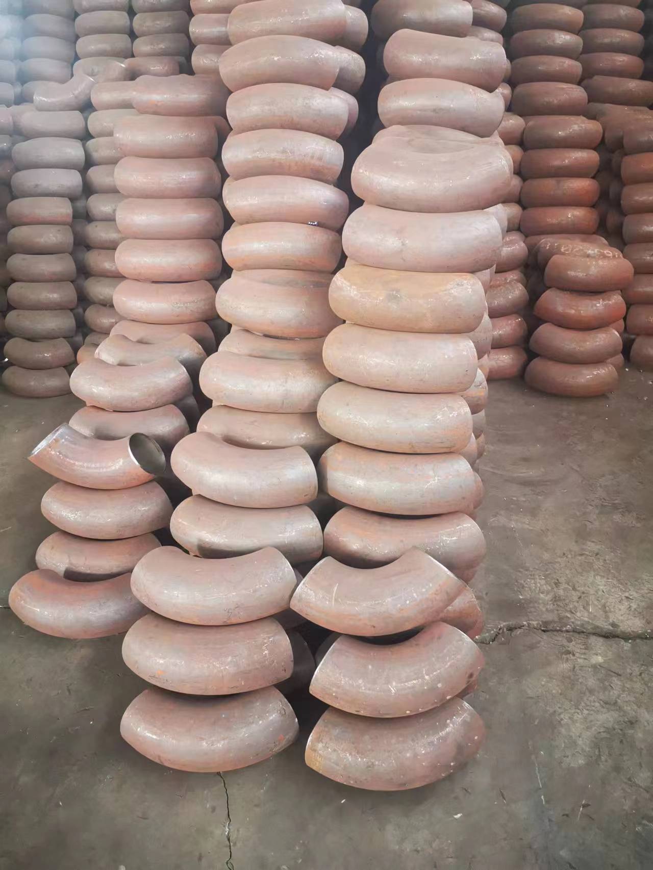 90度無縫熱壓彎頭